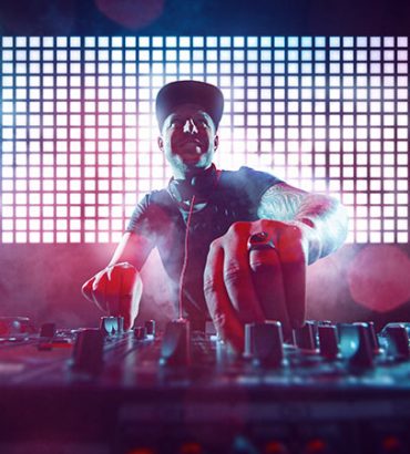Feel the music